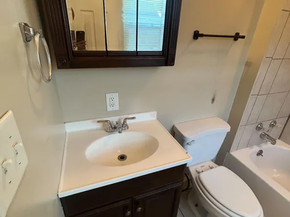 170 Ladner Ave Floor 2, Buffalo, NY 14220