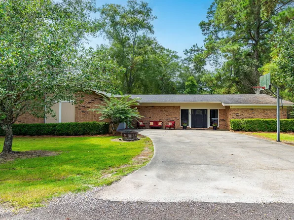 306 Hancock St, Taylorsville, MS 39168