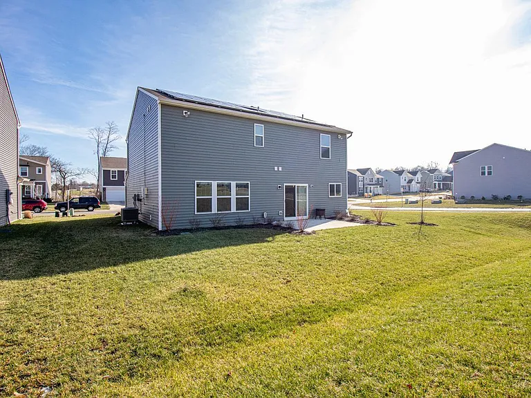5817 Montrose Ct — Photo 39