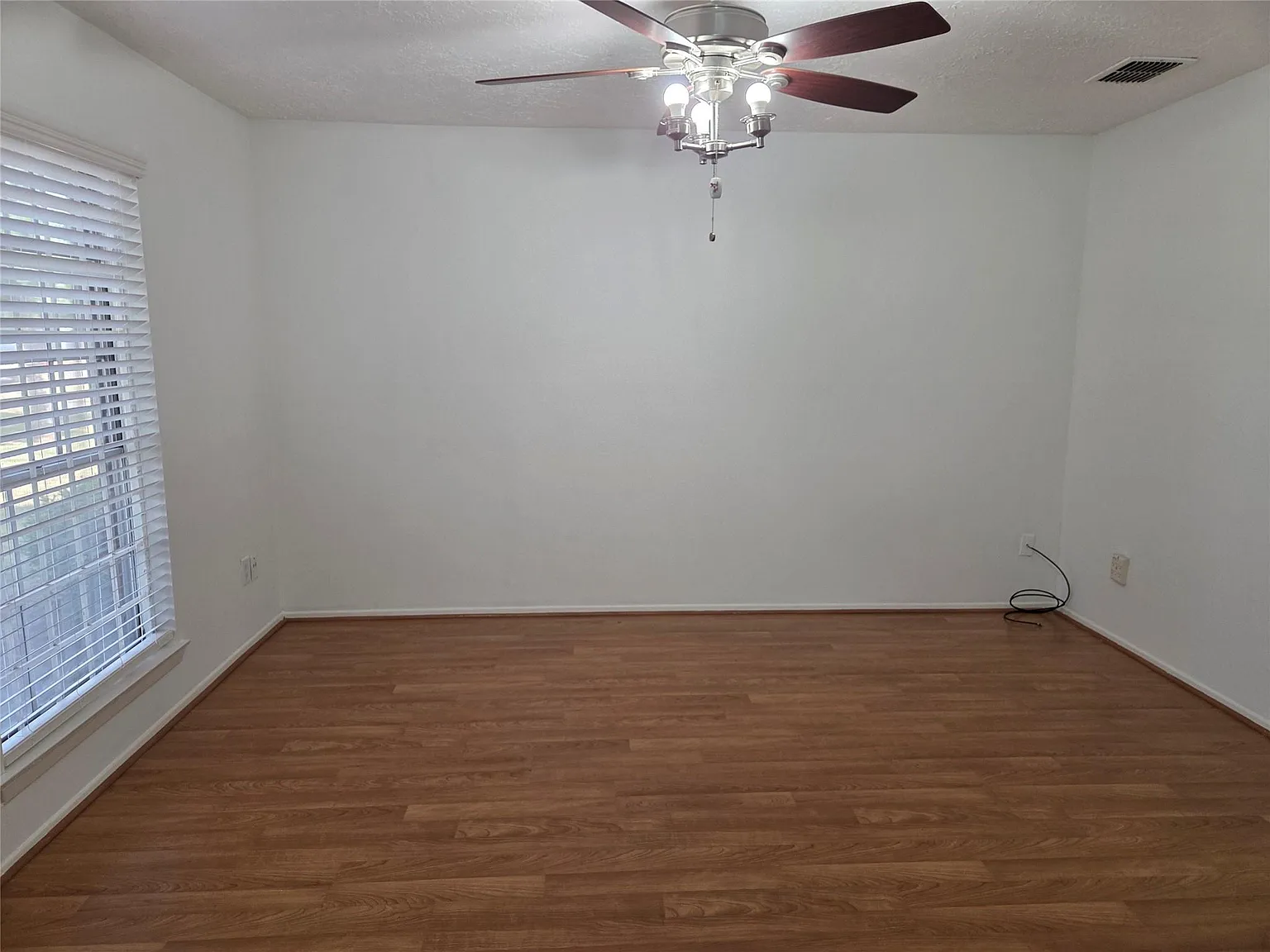 2 bed, 2.0 bath, 1292 sqft, $1,500 — Photo 4