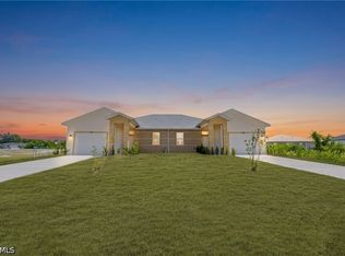 352 Pullman St, Lehigh Acres, FL 33974
