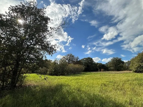 230 Blackjack Pkwy, Nocona, TX 76255