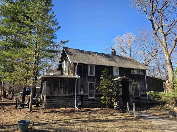 900 Ridgewood Rd, Rockford, IL 61107