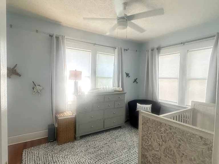 1332 Belvedere Ave — Photo 18