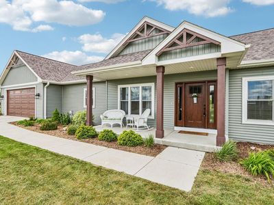 N8069 Springer ROAD, Lake Mills, WI, 53551