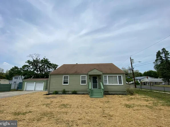 579 Hamilton Ave, Roebling, NJ 08554