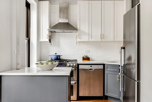 Sold by Compass | media 13