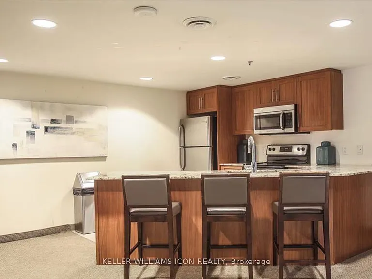 195 Besserer St #301 — Photo 27