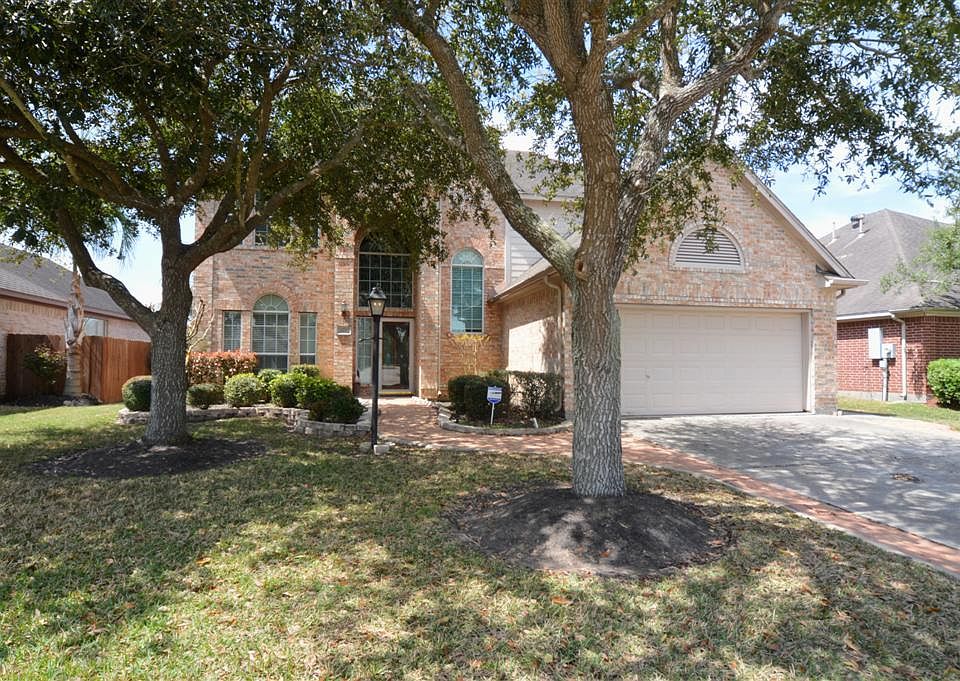 1st image of 171 Greenridge Cir