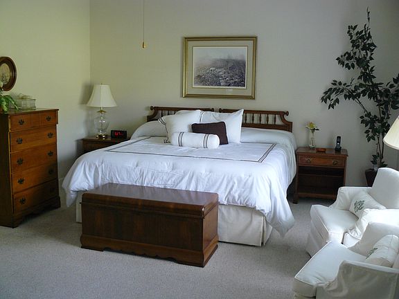 5th image of 1505 Heritage Landing Dr