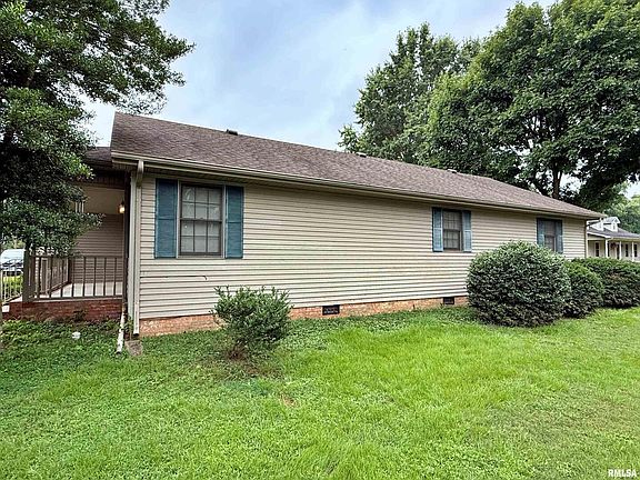 3rd image of 53 James Dr