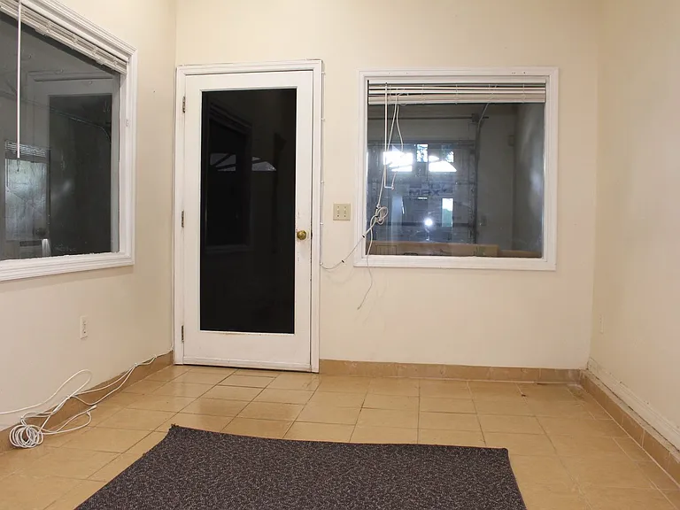 3036 Dellcrest Pl — Photo 12