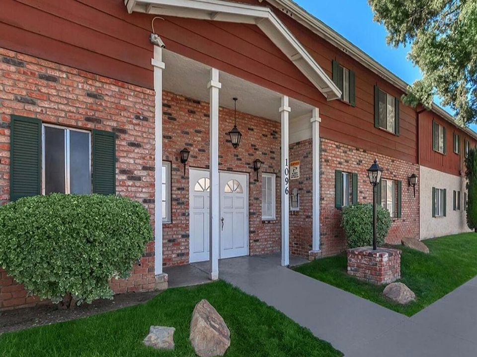 1st image of 1096 N Mollison Ave #848