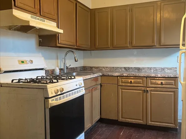 5131 Harlan St, Philadelphia, PA 19131