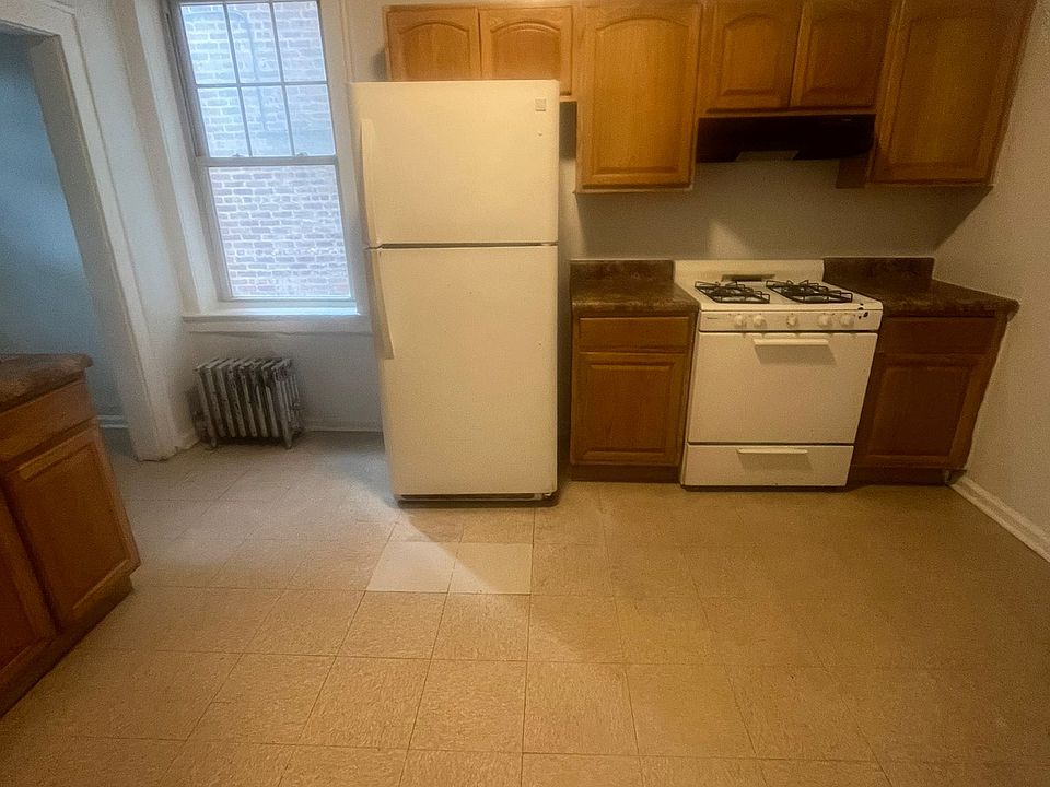 1st image of 91 W Grove Ter #1