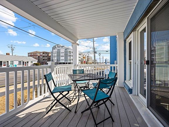 3rd image of 308 E Heather Rd #A