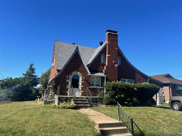7919 Martys Dr, Saint Louis, MO 63123