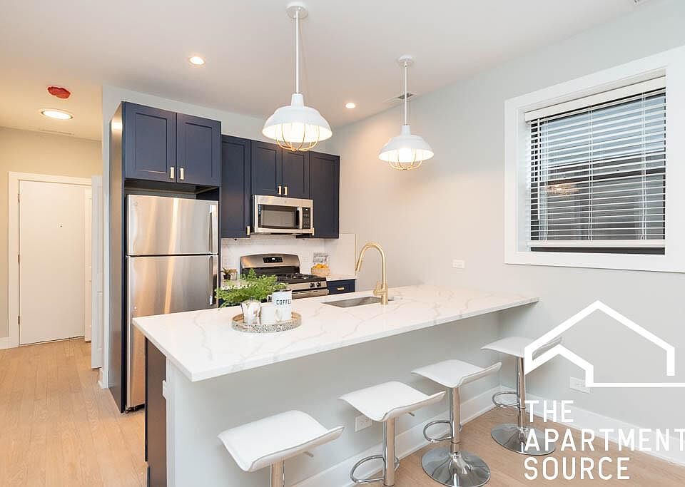 1st image of 4409 N Seeley Ave #2BB