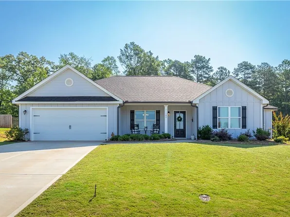 144 Grand Oaks Ave, Bethlehem, GA 30620