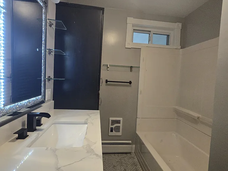154 Oak St #2 — Photo 21