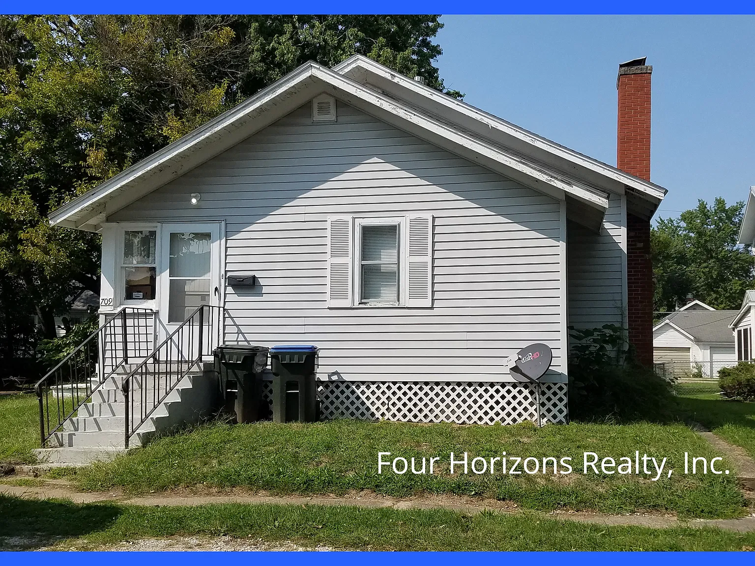709 E Line St — Photo 1