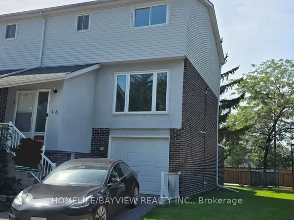 303 Garden St #13, Whitby, ON L1N 3W3