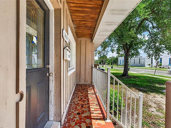 4th image of 3631 CLEVELAND HEIGHTS BOULEVARD
