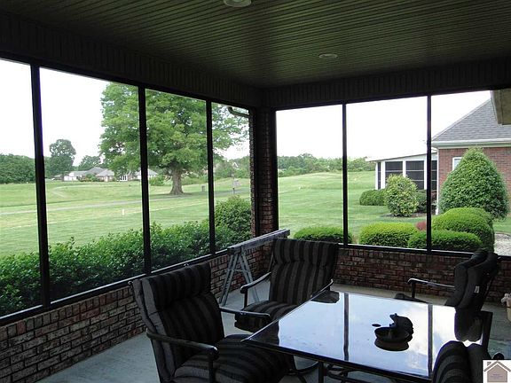 3rd image of 120 Clubhouse Dr