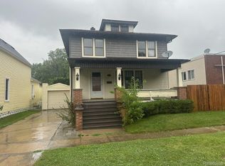 1121 Church St, Port Huron, MI 48060