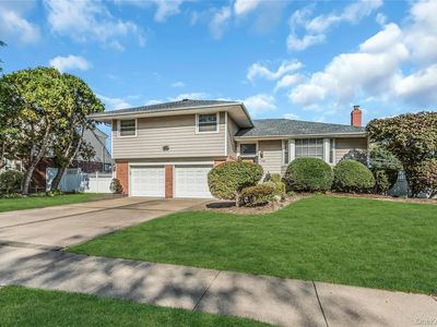 708 Salisbury Park Drive, Westbury, NY, 11590