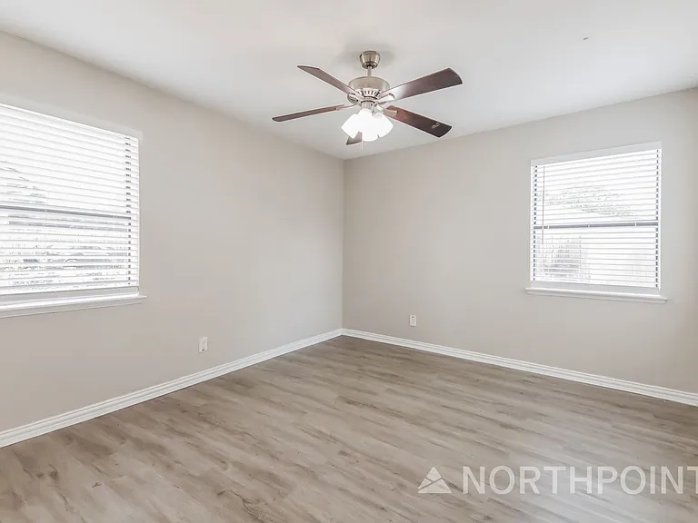 9946 Bowman Blvd — Photo 12