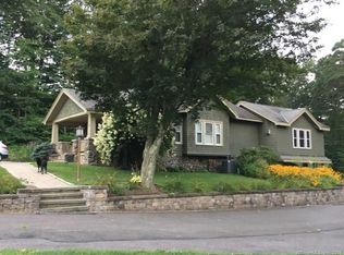 37 North St, Middlebury, CT 06762