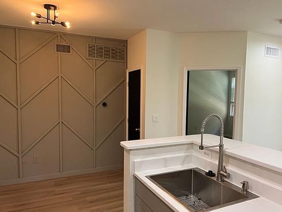 3rd image of 1810 E Palm Ave APT 5306