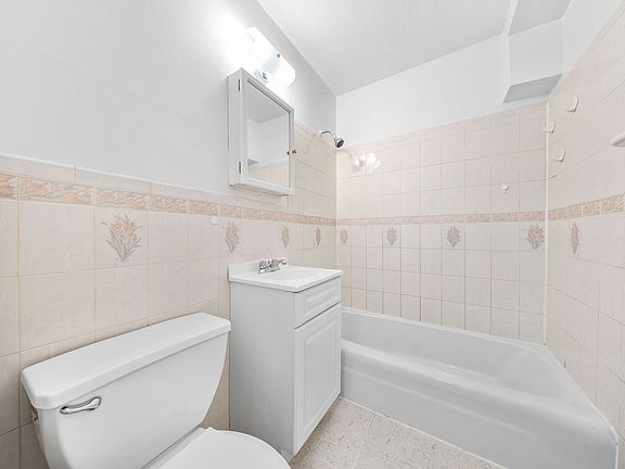 5th image of 4750 59th St APT 4A