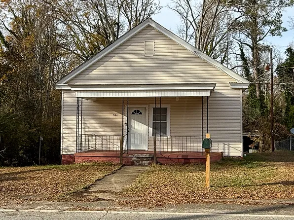 524 W Peachtree St, Woodruff, SC 29388