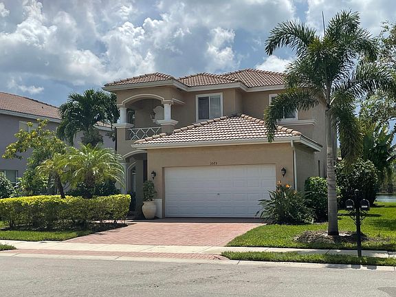 3rd image of 3573 Malagrotta Cir