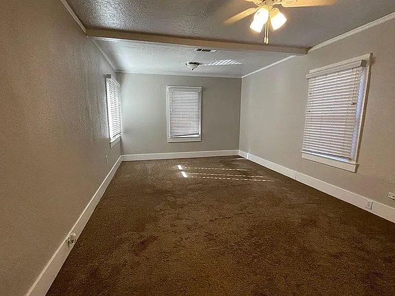 4th image of 1362 N Wilson Ave