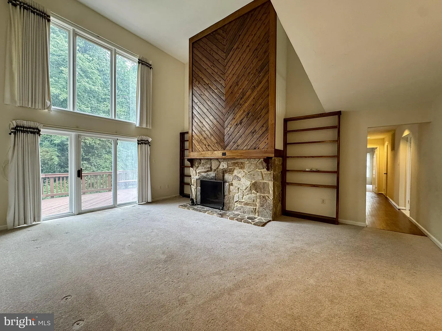 4 bed, 3.5 bath, 3514 sqft, $5,500 — Photo 4