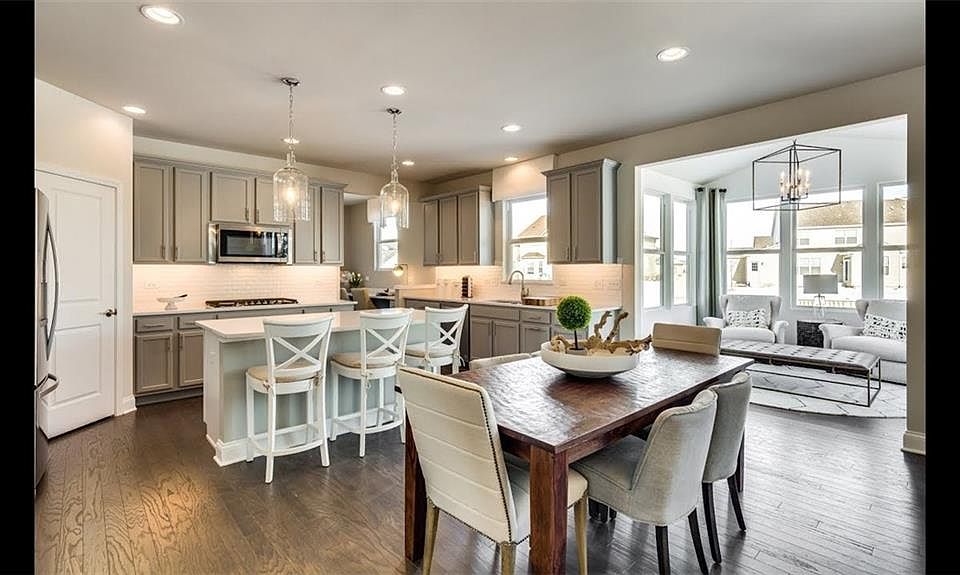 2nd image of 5735 Blackwood Ct