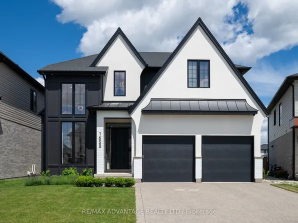 1653 Medway Park Dr, London, ON N6G 3W1