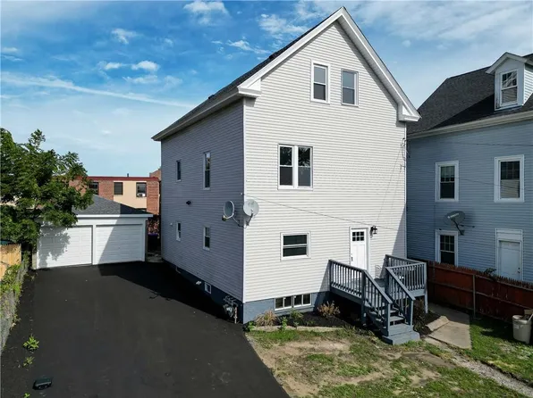 213 Pavilion Ave, Providence, RI 02905