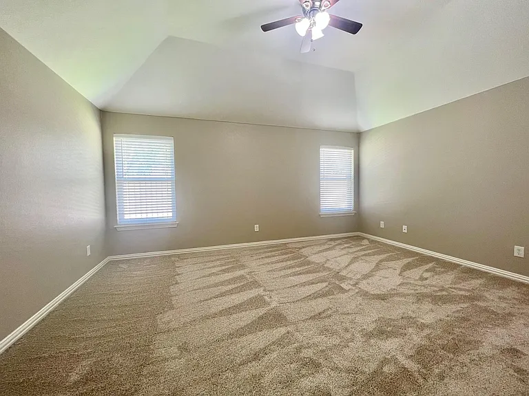 5917 Colby Dr — Photo 13