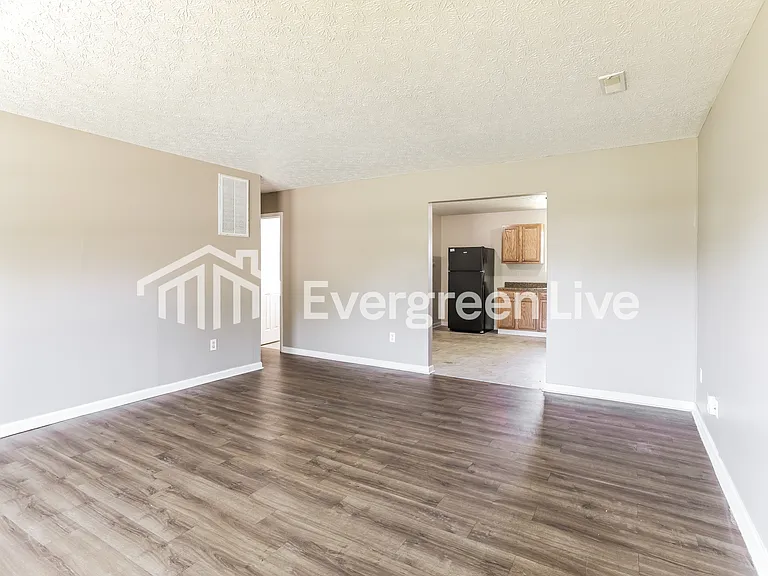 2641 Bulen Ave — Photo 14