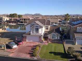 18198 Harbor Dr, Victorville, CA 92395