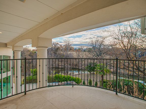 5th image of 3101 Royal Sydney Ct