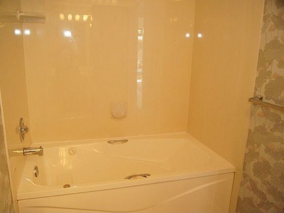 The jetted tub in the guest bathroom.