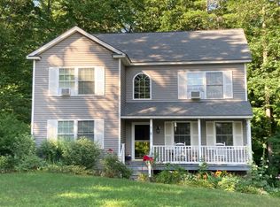 5 Winslow Dr, East Kingston, NH 03827