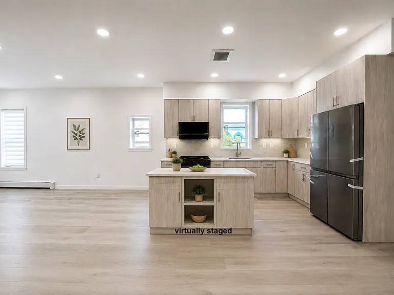 613 Sutter Ave #3 — Photo 3