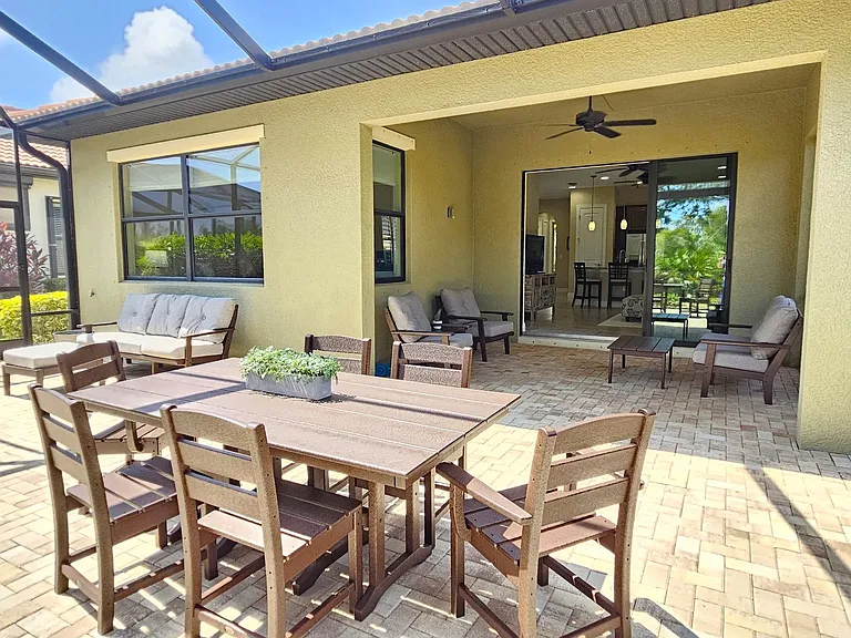 10361 Crooked Creek Dr — Photo 34