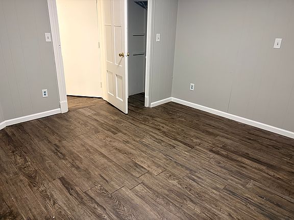 4th image of 995 Bank St #2NE